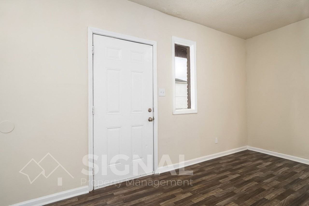 513 Tuscaloosa Ave Sw #C - Photo 5 of 28