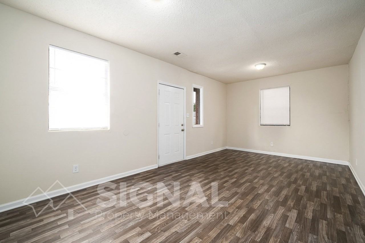 513 Tuscaloosa Ave Sw #C - Photo 7 of 28
