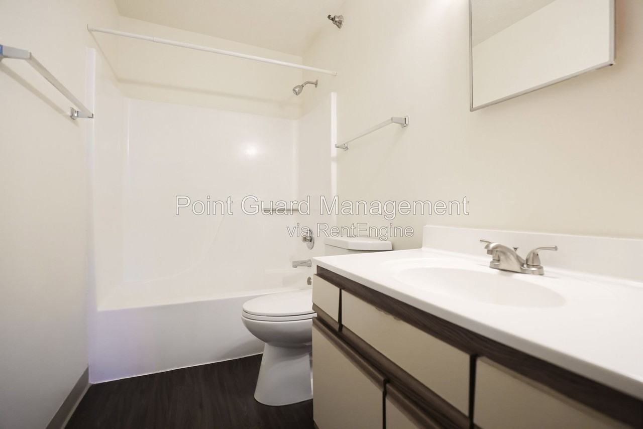 7116 Jones Cir #10 - Photo 6 of 17