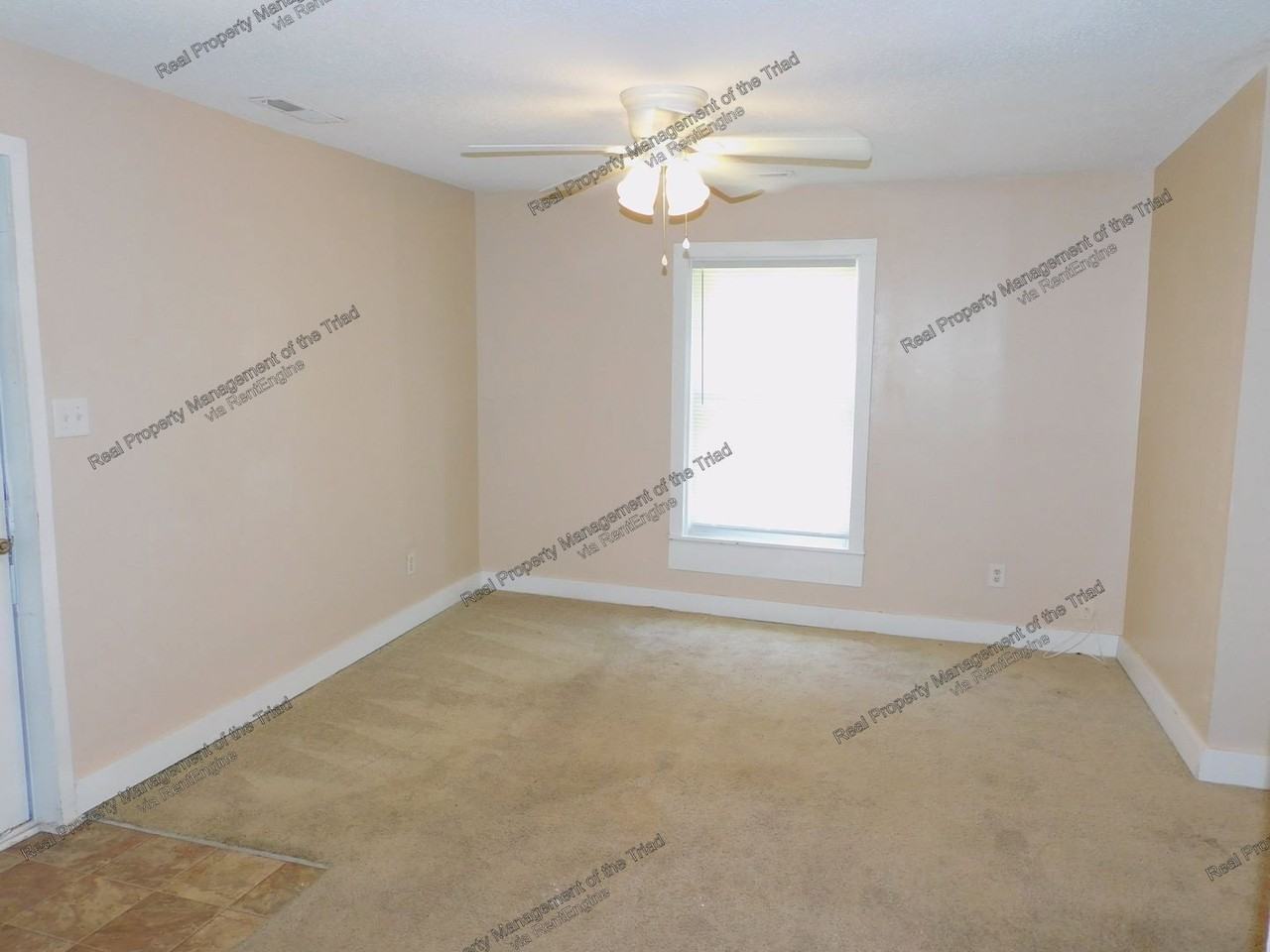 618 Glencoe St - Photo 2 of 20