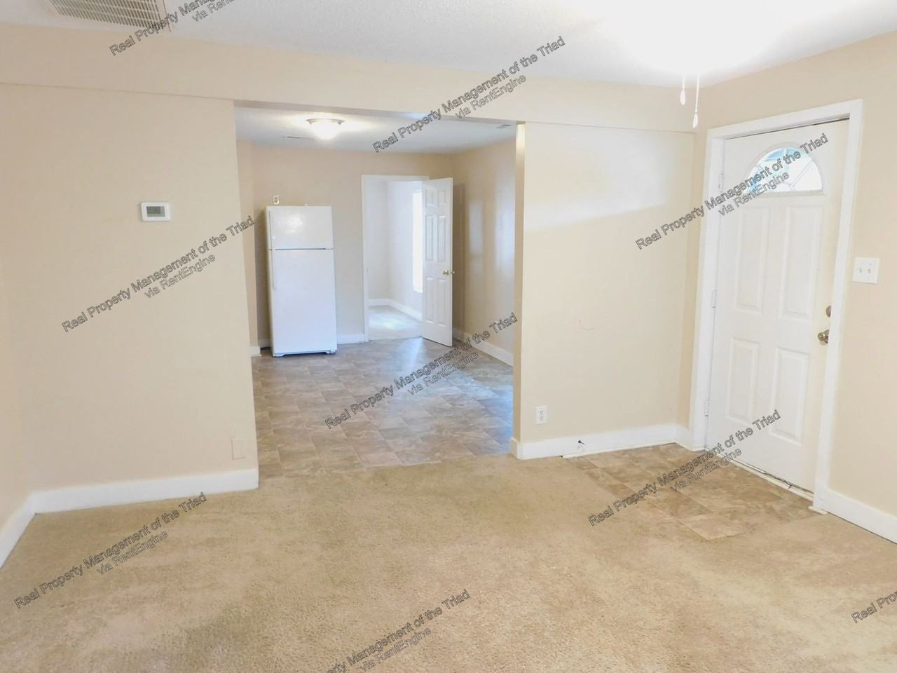 618 Glencoe St - Photo 3 of 20