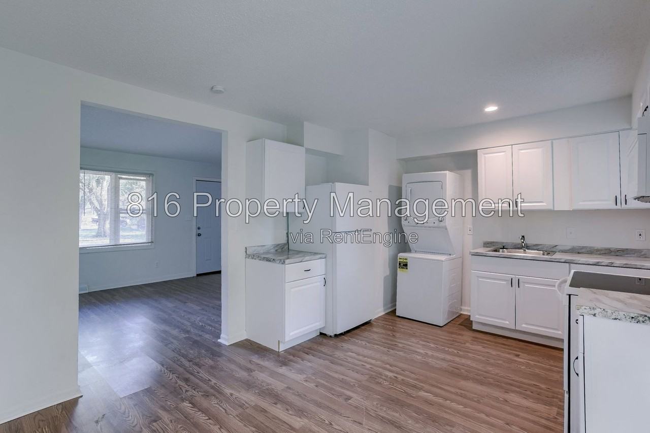 8701 E 114th St - Photo 7 of 23