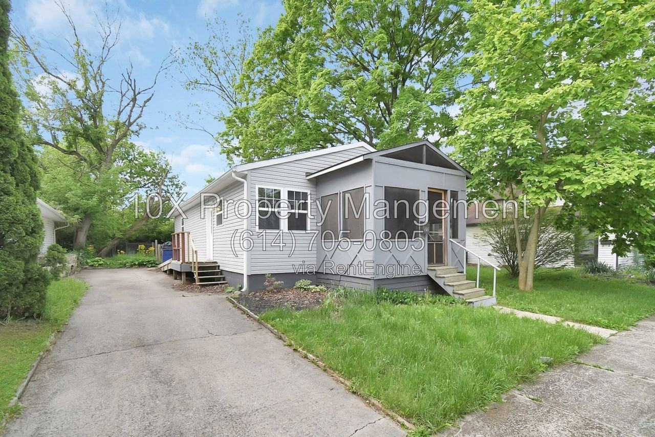27 Eaton St - Photo 2 of 27
