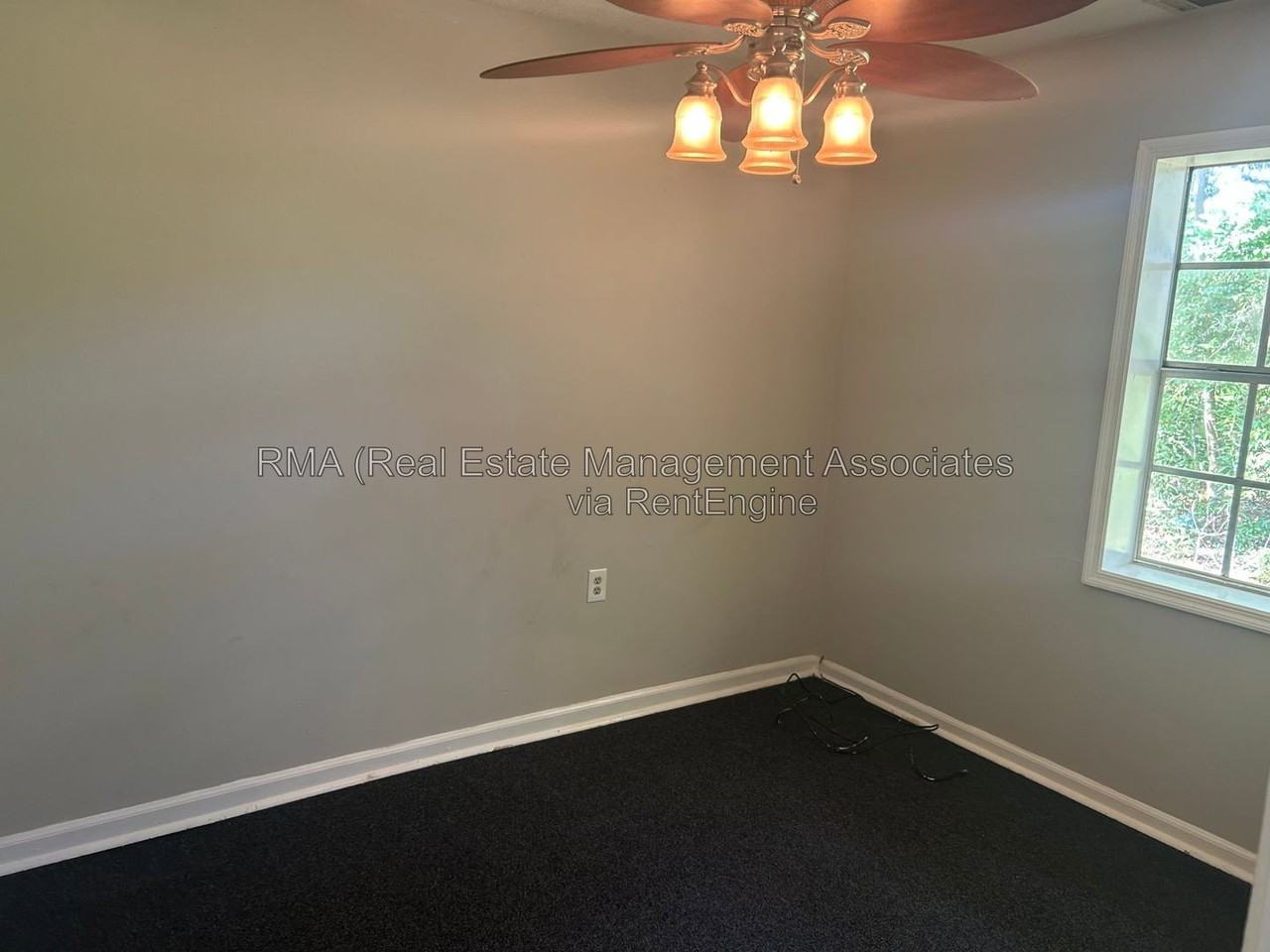 118 Quincy Ave #B - Photo 4 of 6