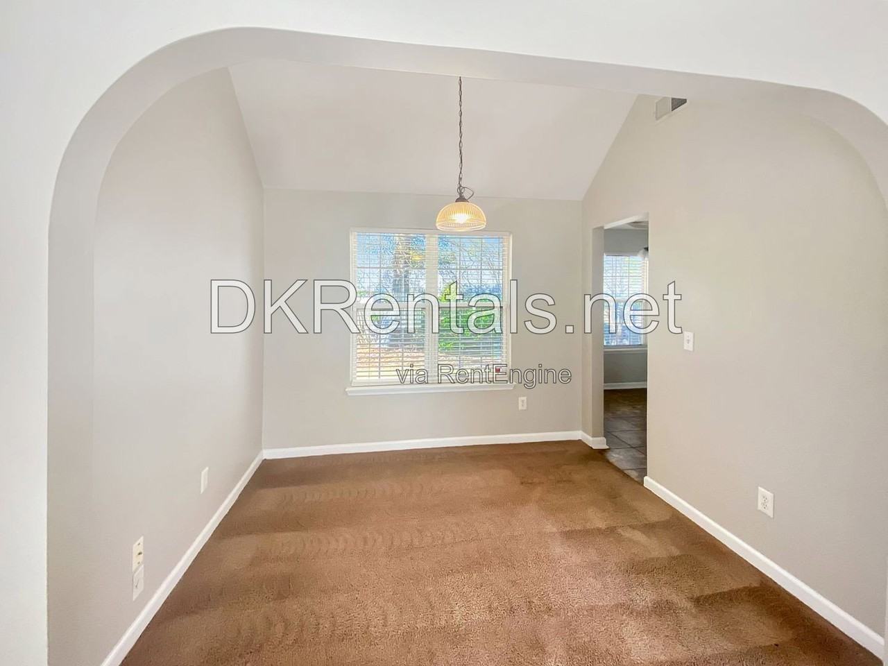 2743 Lake Park Rdg W - Photo 4 of 13