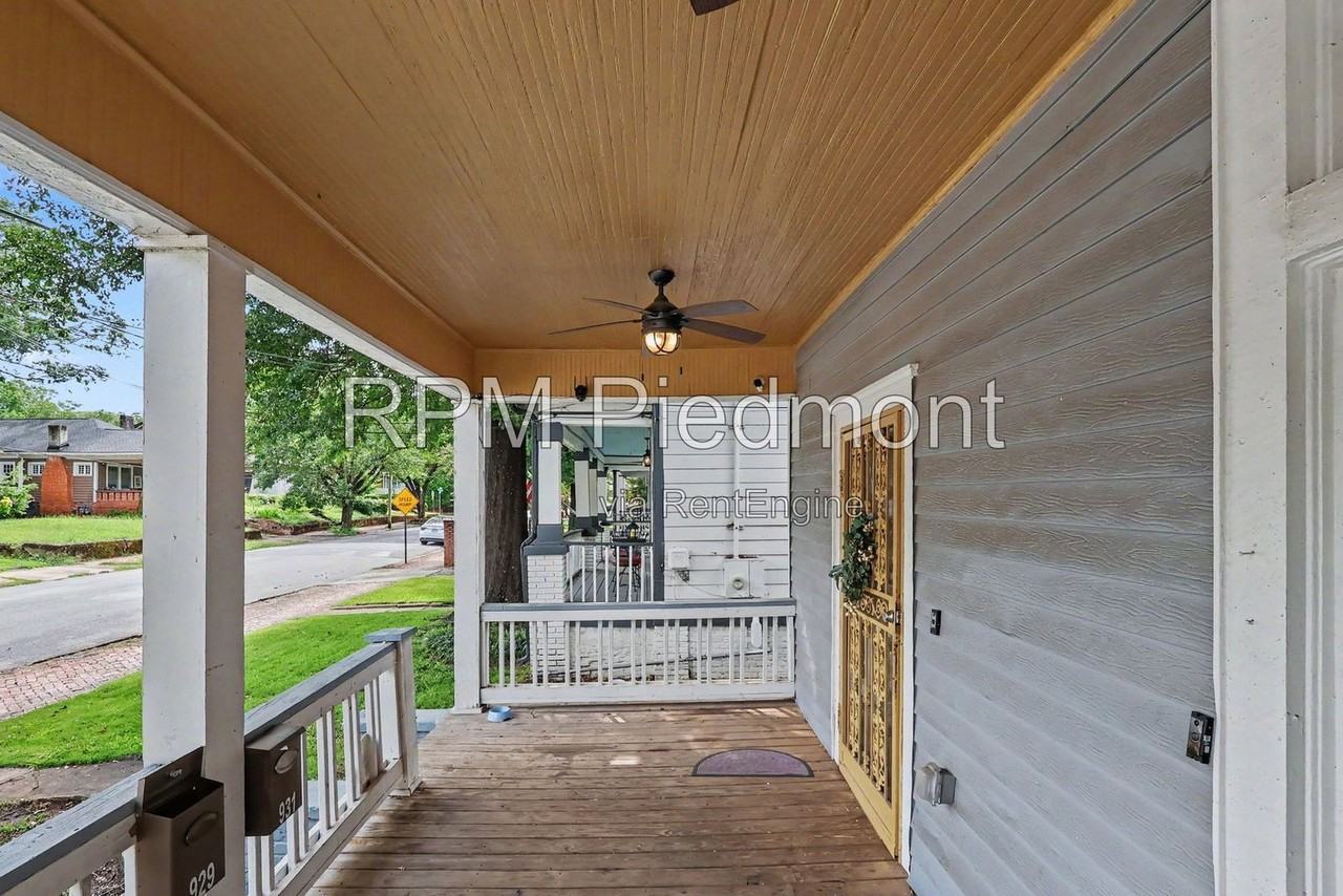 931 Oglethorpe Ave Sw - Photo 6 of 31