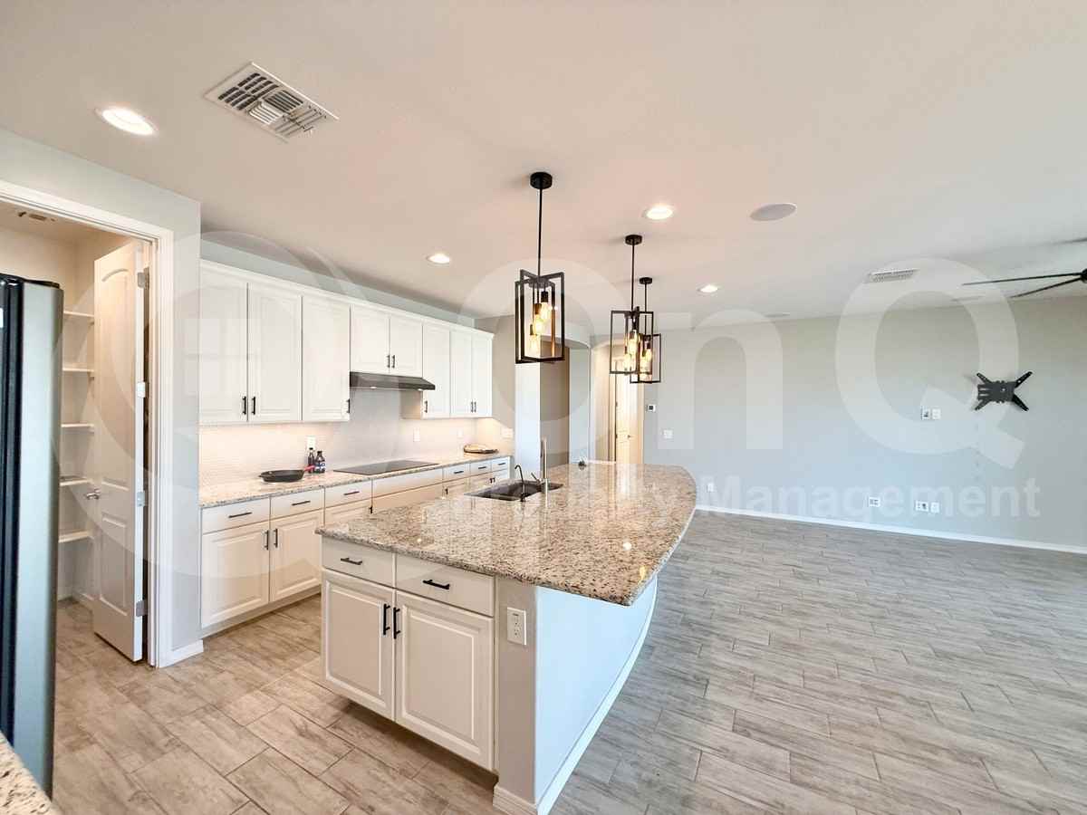 41362 W Carlisle Ln - Photo 7 of 23