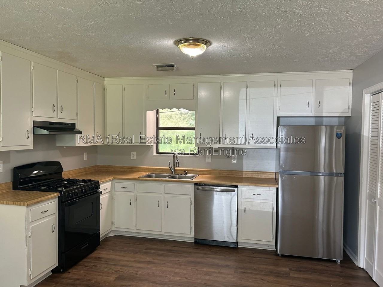 102 Hillpine Trl #A - Photo 6 of 6