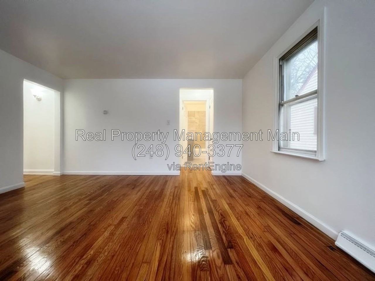 25895 Currier St - Photo 4 of 7
