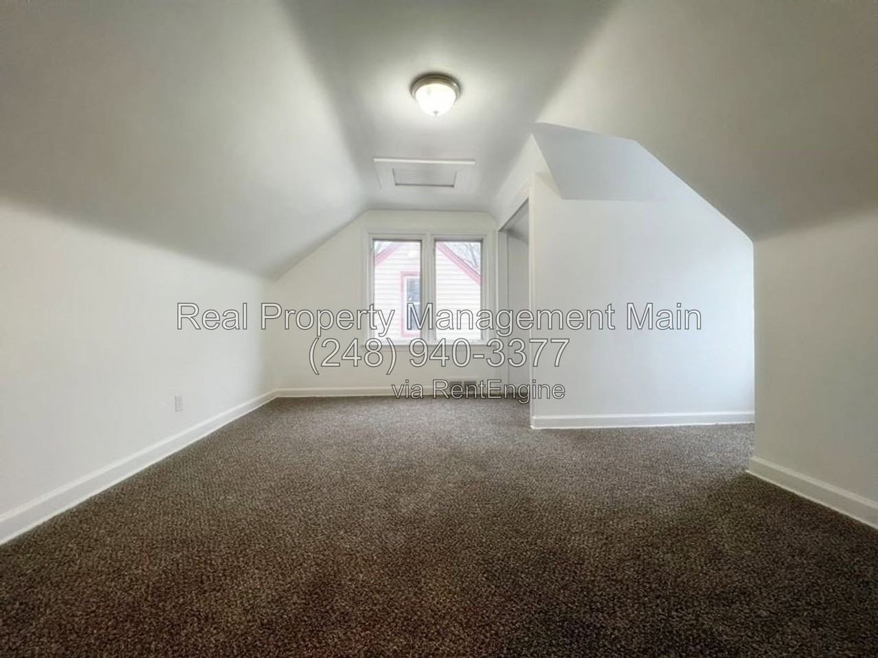 25895 Currier St - Photo 6 of 7