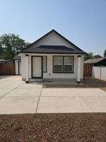 featured image of 2340 Sw Quartz Ave