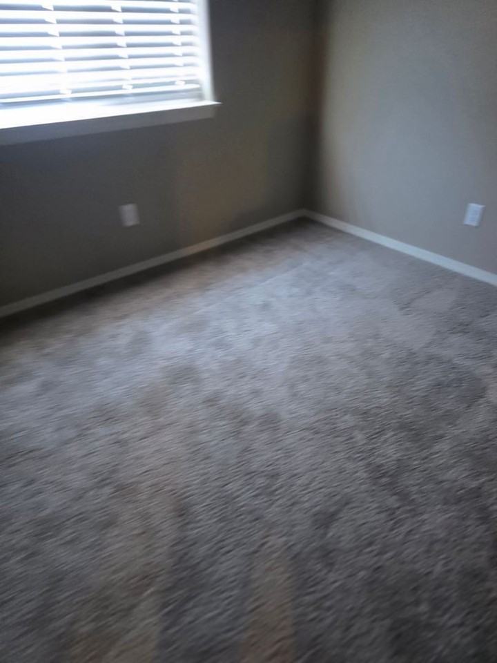 2340 Sw Quartz Ave - Photo 7 of 16