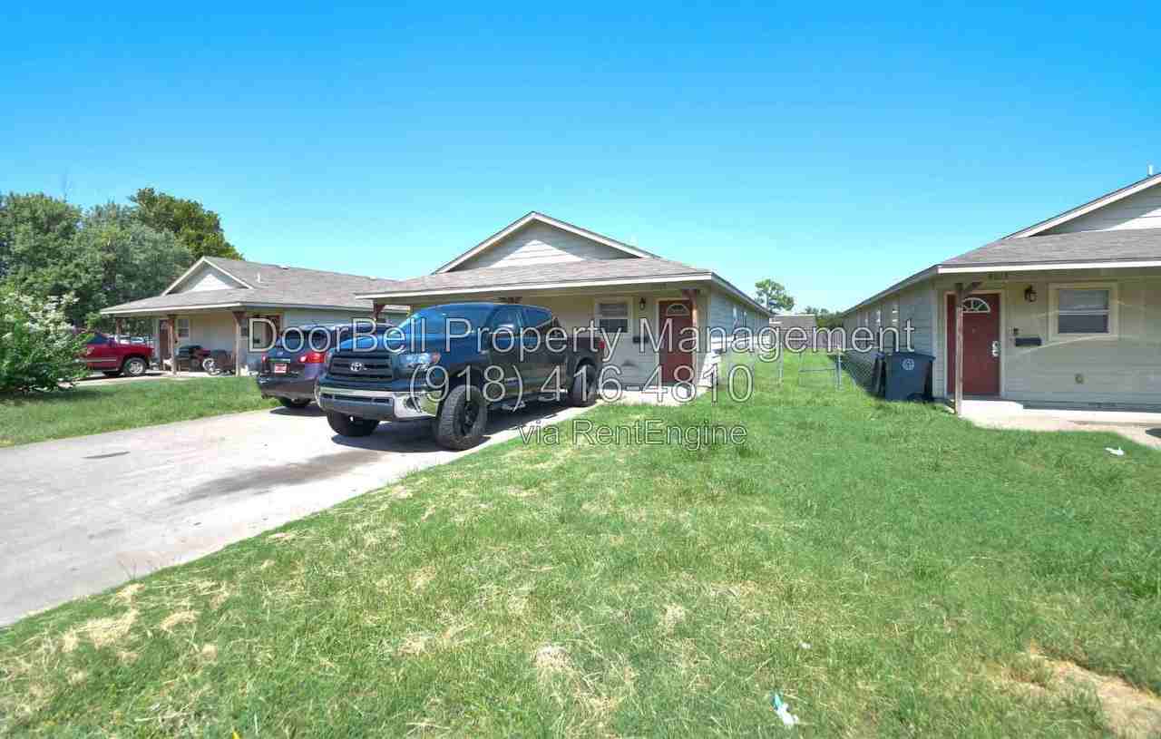 6009 S Madison Pl - Photo 2 of 19