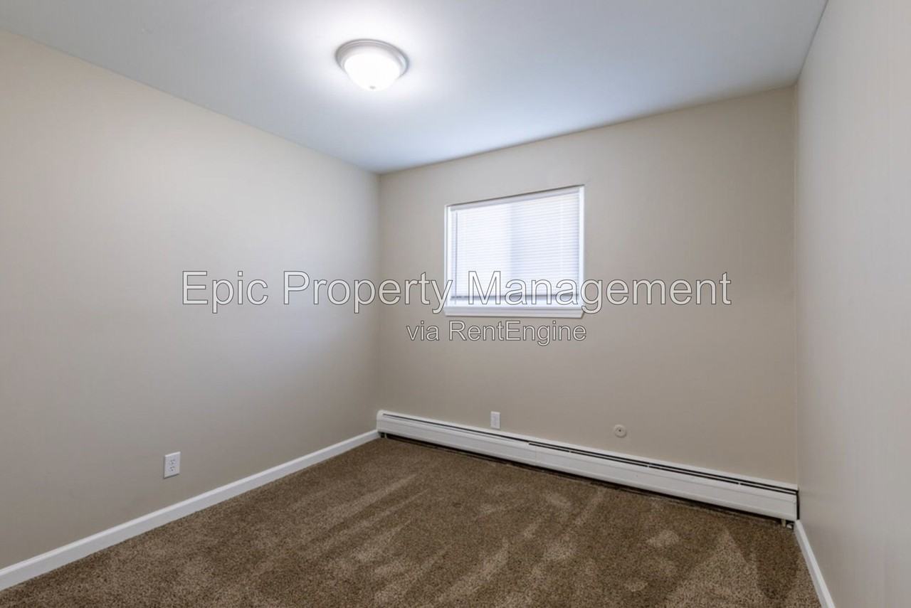 1778 Goddard Rd #6 - Photo 6 of 10