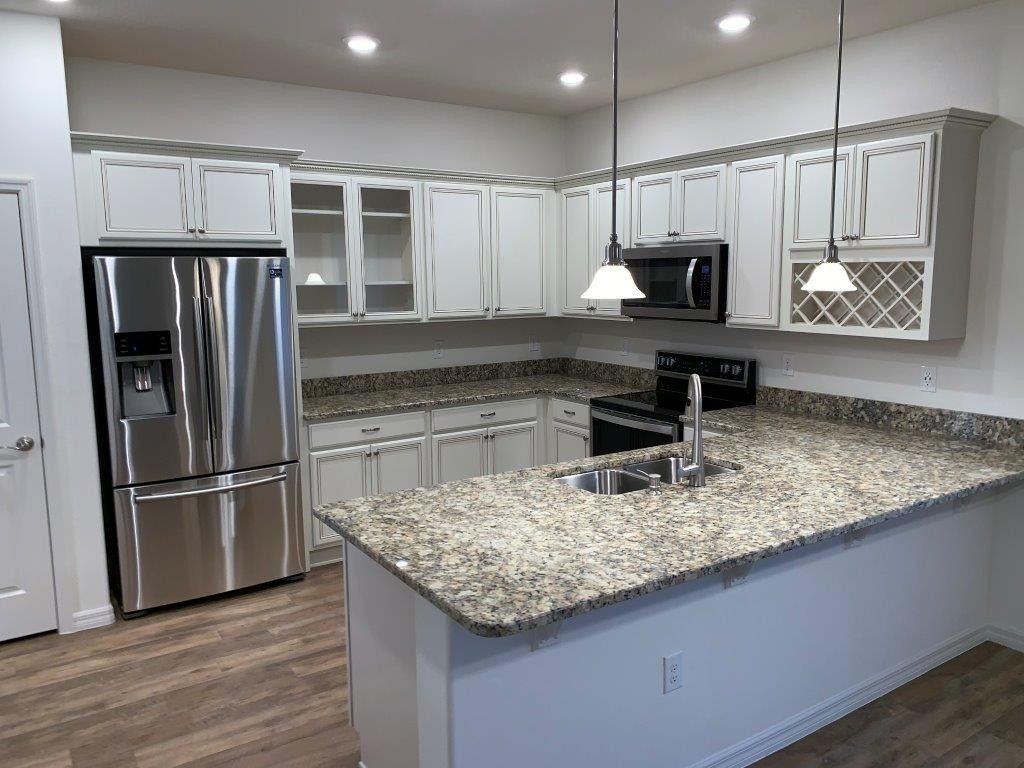3013 Cherry Orchard Ln - Photo 4 of 17