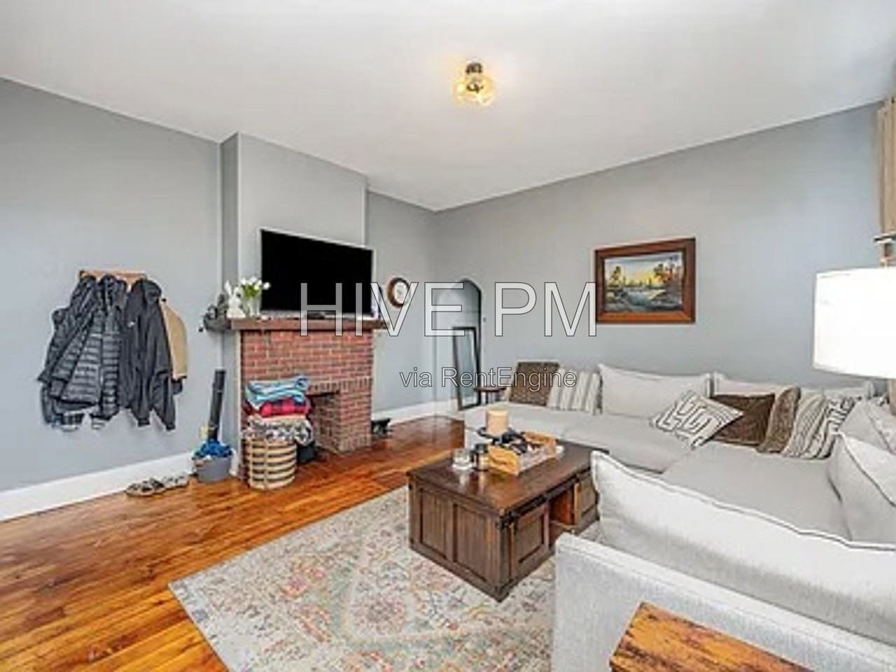 907 Columbia St #2 - Photo 5 of 18