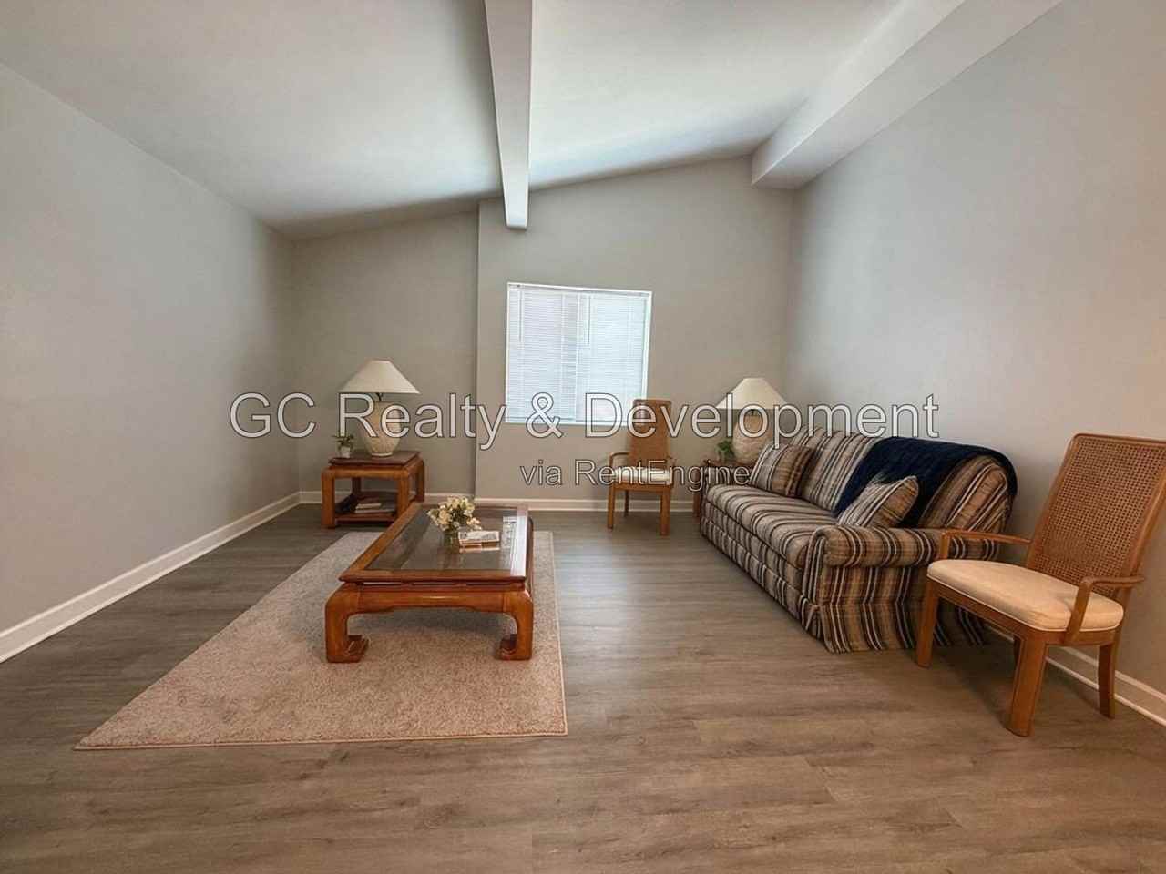 17 N Hillside Ave #6 - Photo 2 of 12