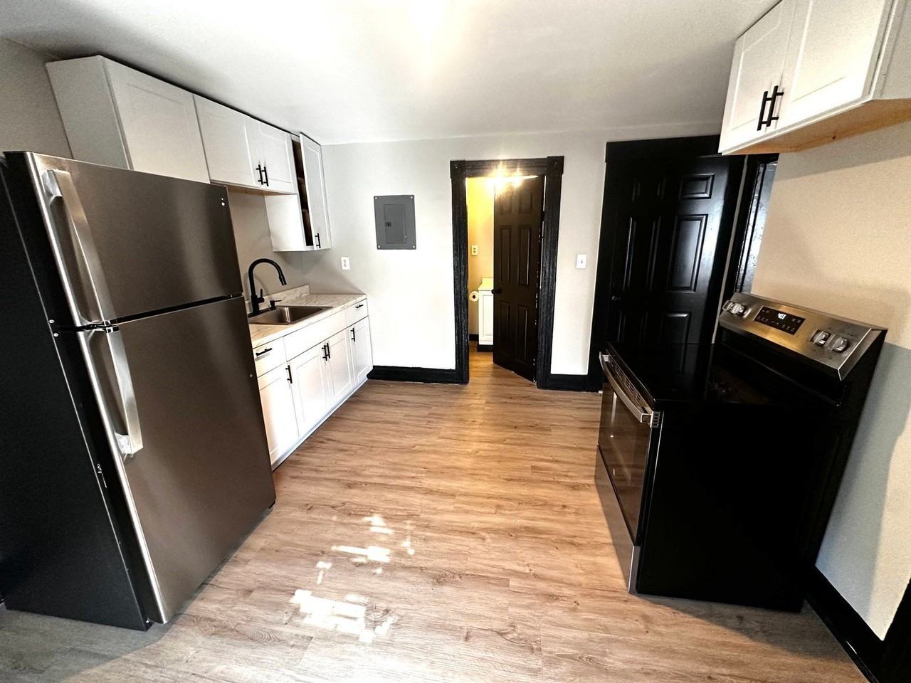 330 Lowell St #2FL - Photo 4 of 14