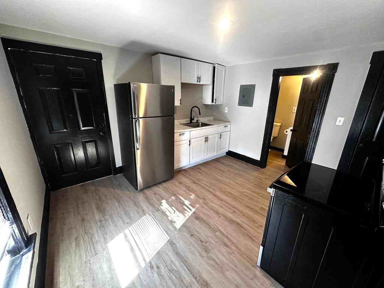 330 Lowell St #2FL - Photo 5 of 14