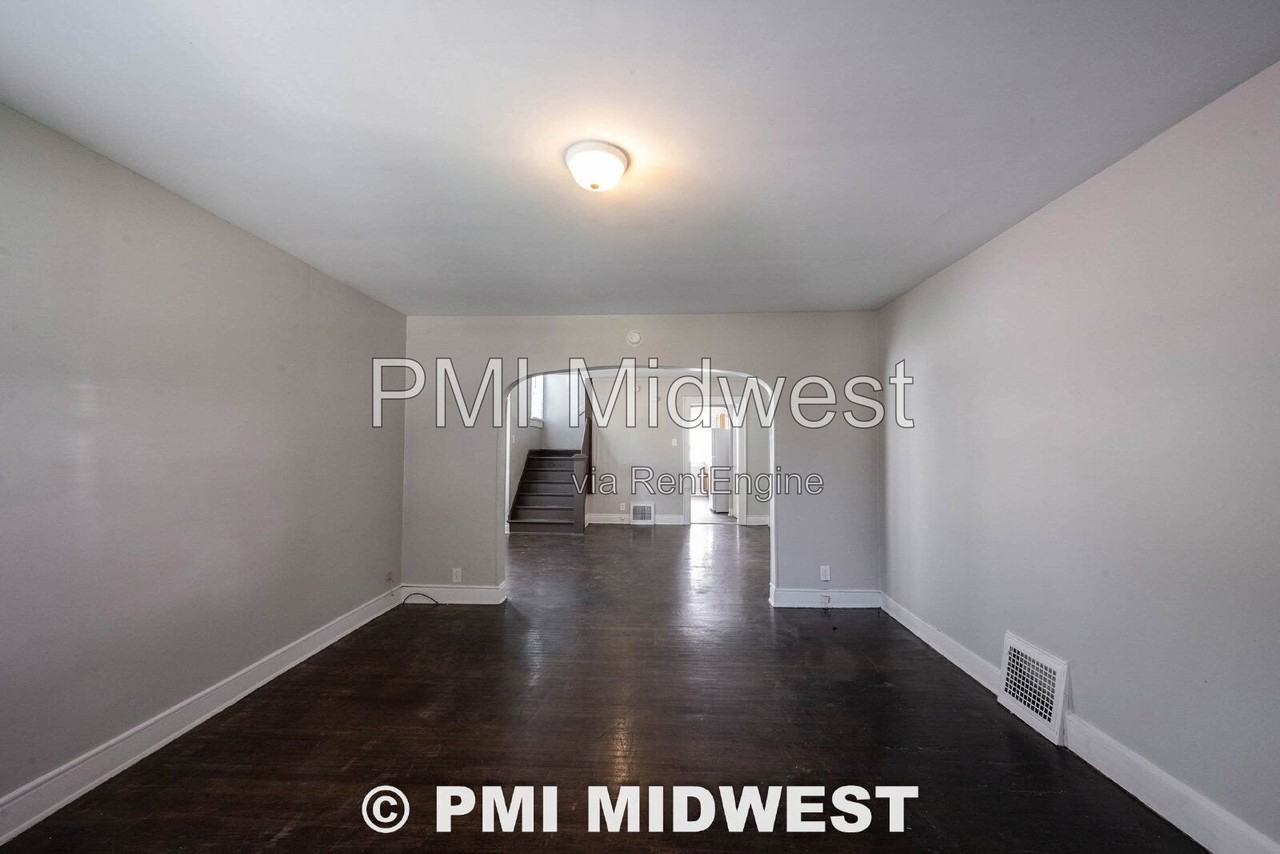 3139 Guilford Ave - Photo 2 of 27