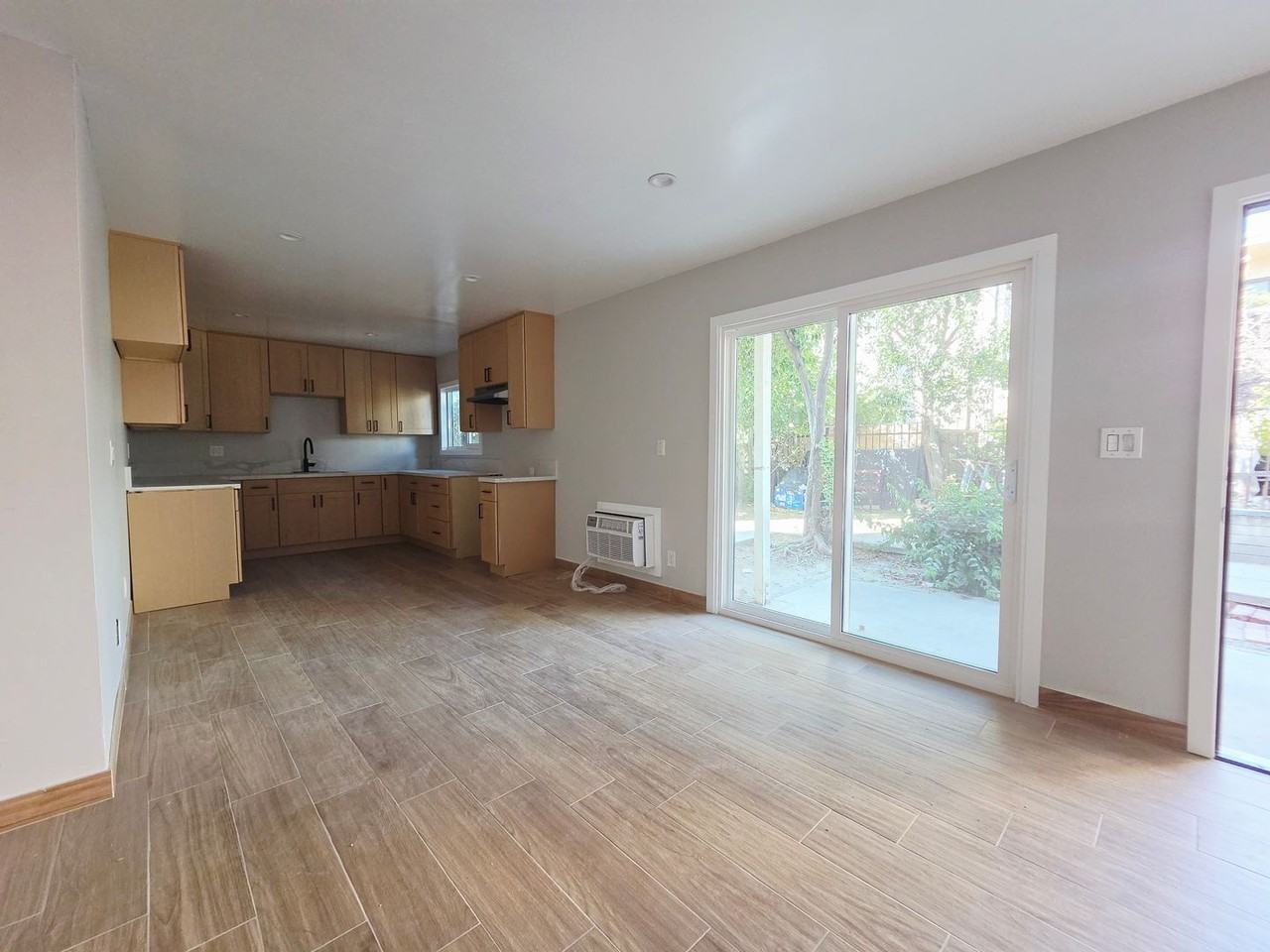 14700 Hubbard St LLC - Photo 4 of 18
