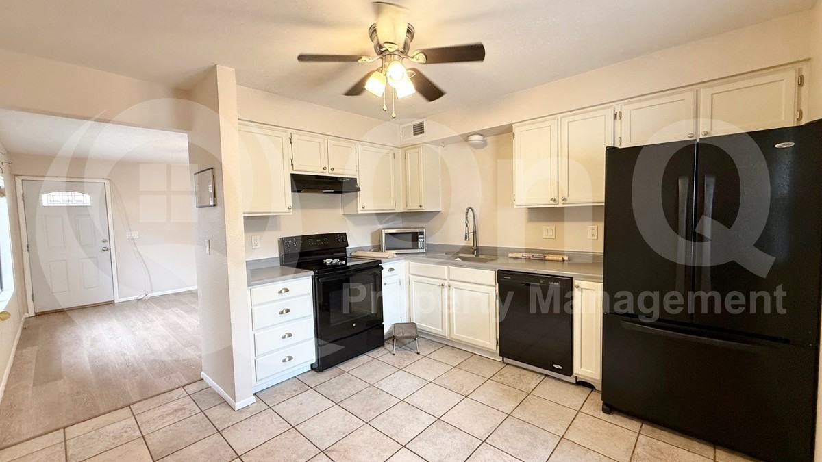 24 E 14th St #2 - Photo 4 of 12