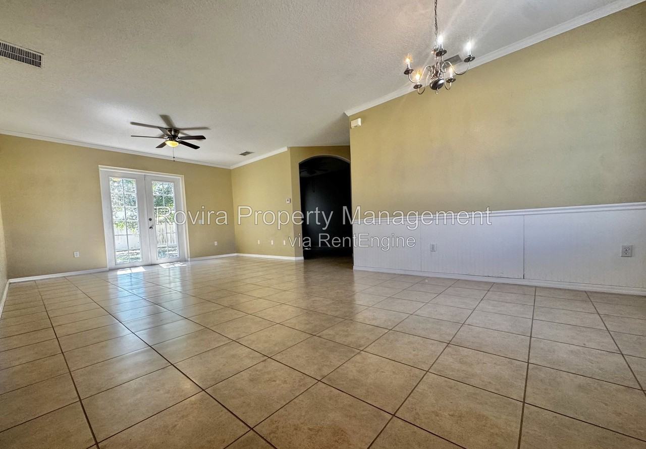 806 Palermo Ct - Photo 2 of 17