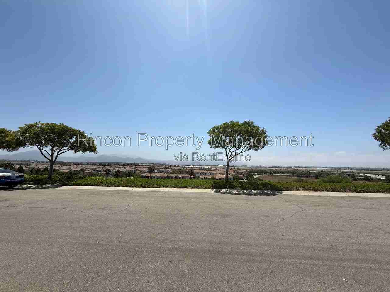 605 Corte Sol - Photo 3 of 38