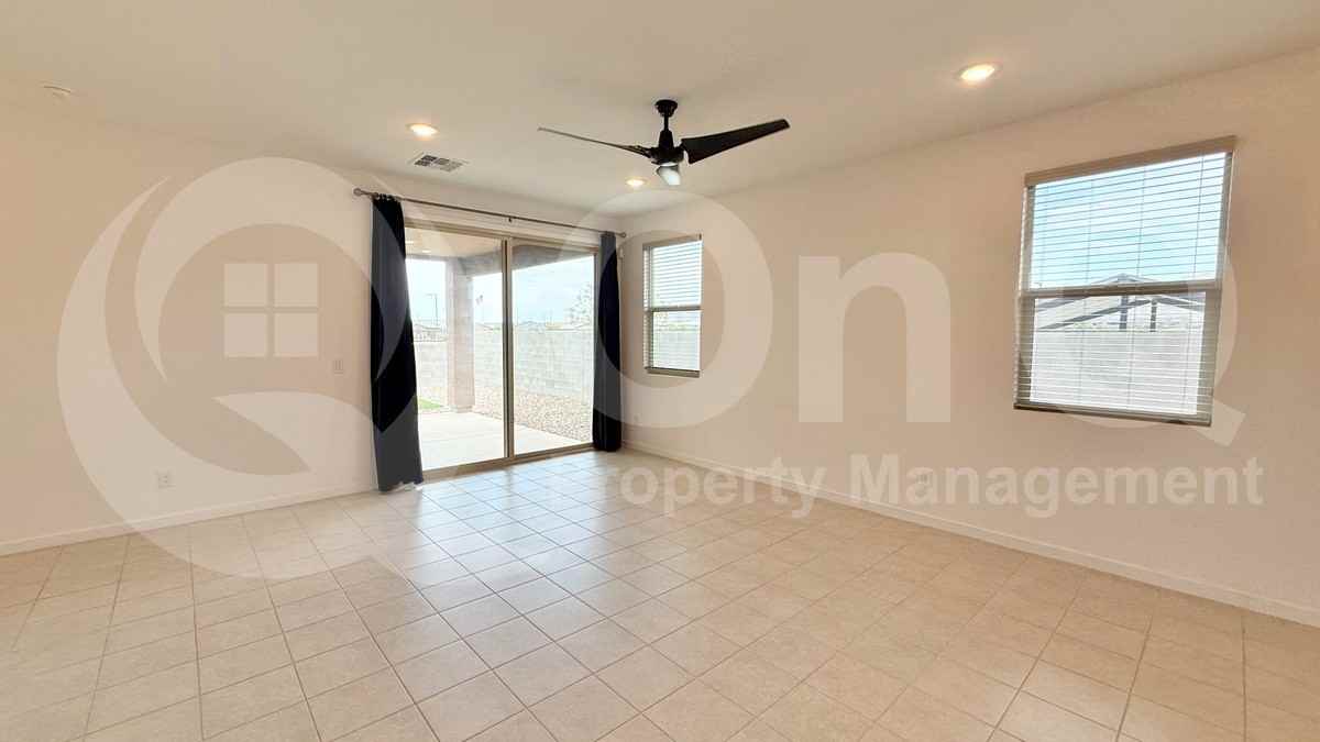 19973 W Rancho Dr - Photo 3 of 21