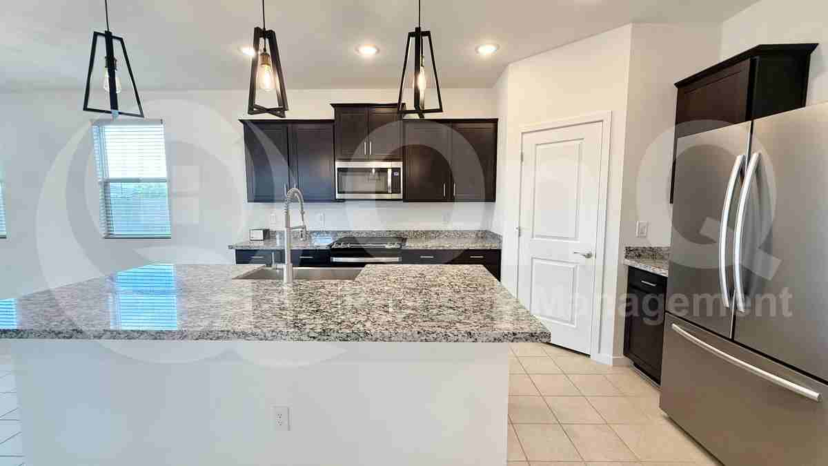 19973 W Rancho Dr - Photo 7 of 21