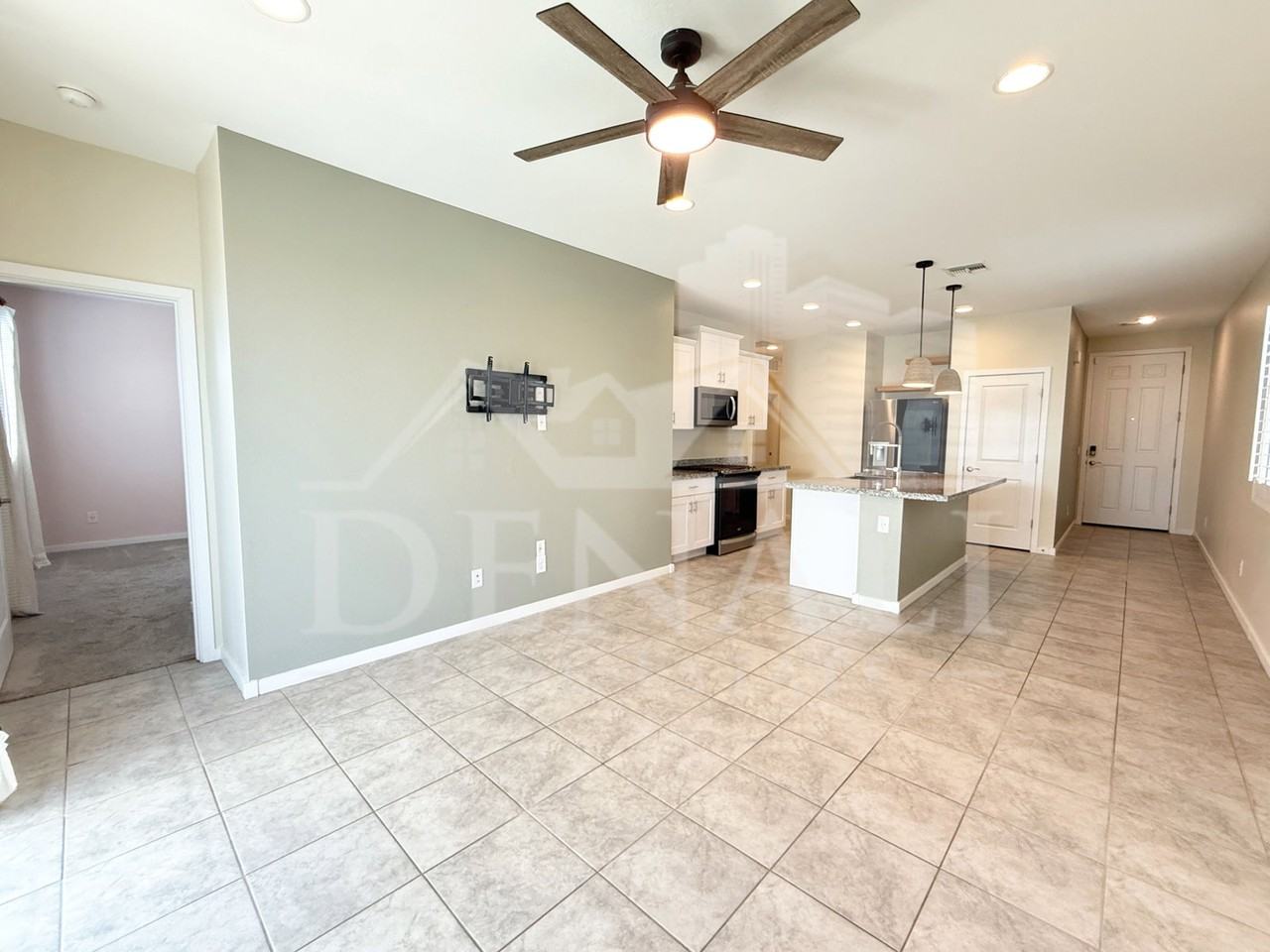 4373 W Allen St - Photo 4 of 22