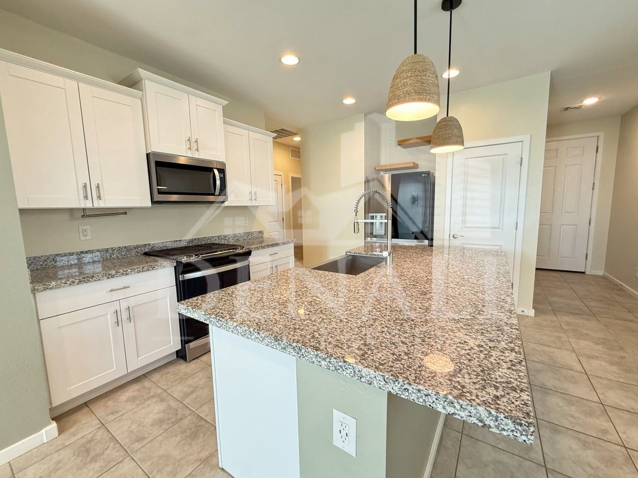 4373 W Allen St - Photo 6 of 22