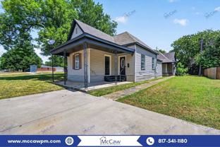 419 N Grand Ave #A - Photo 1 of 1