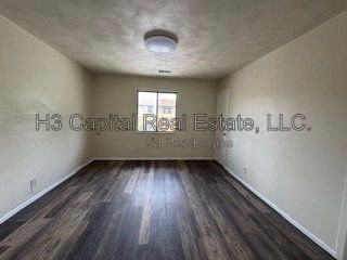 901 S 74th St #4 - Photo 6 of 8