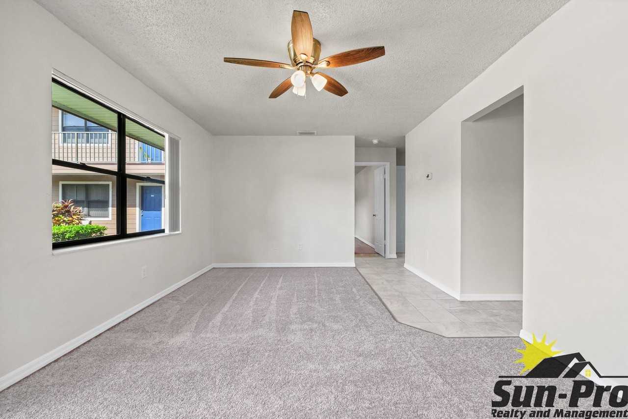 660 8th St #210 - Photo 5 of 7