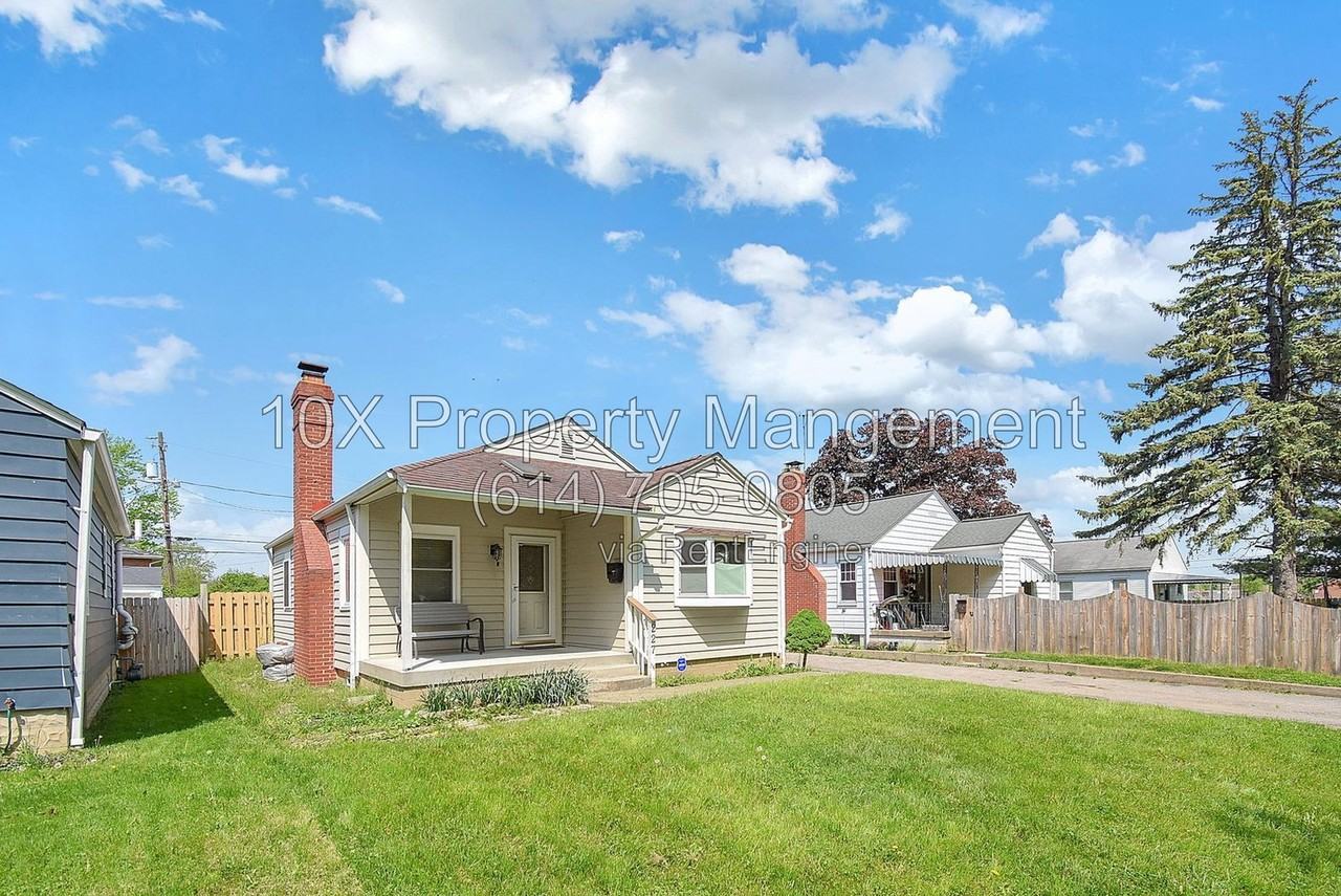 227 Haldy Ave - Photo 4 of 31