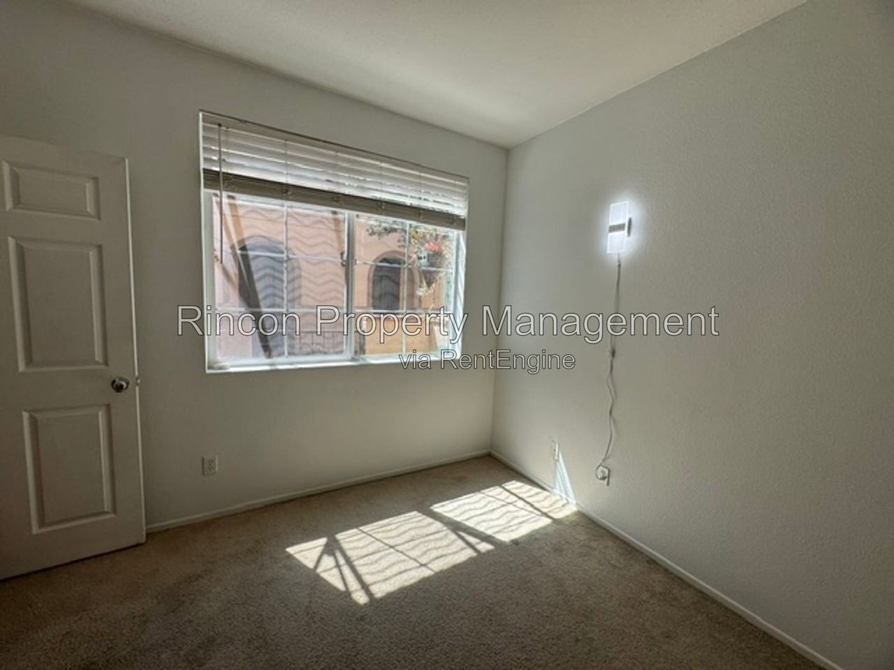 2333 Chapel Dr - Photo 5 of 6