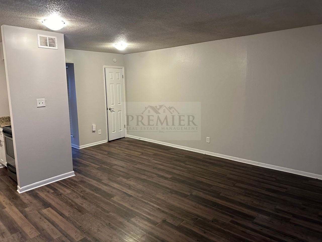 6023 Barton Dr - Photo 5 of 11