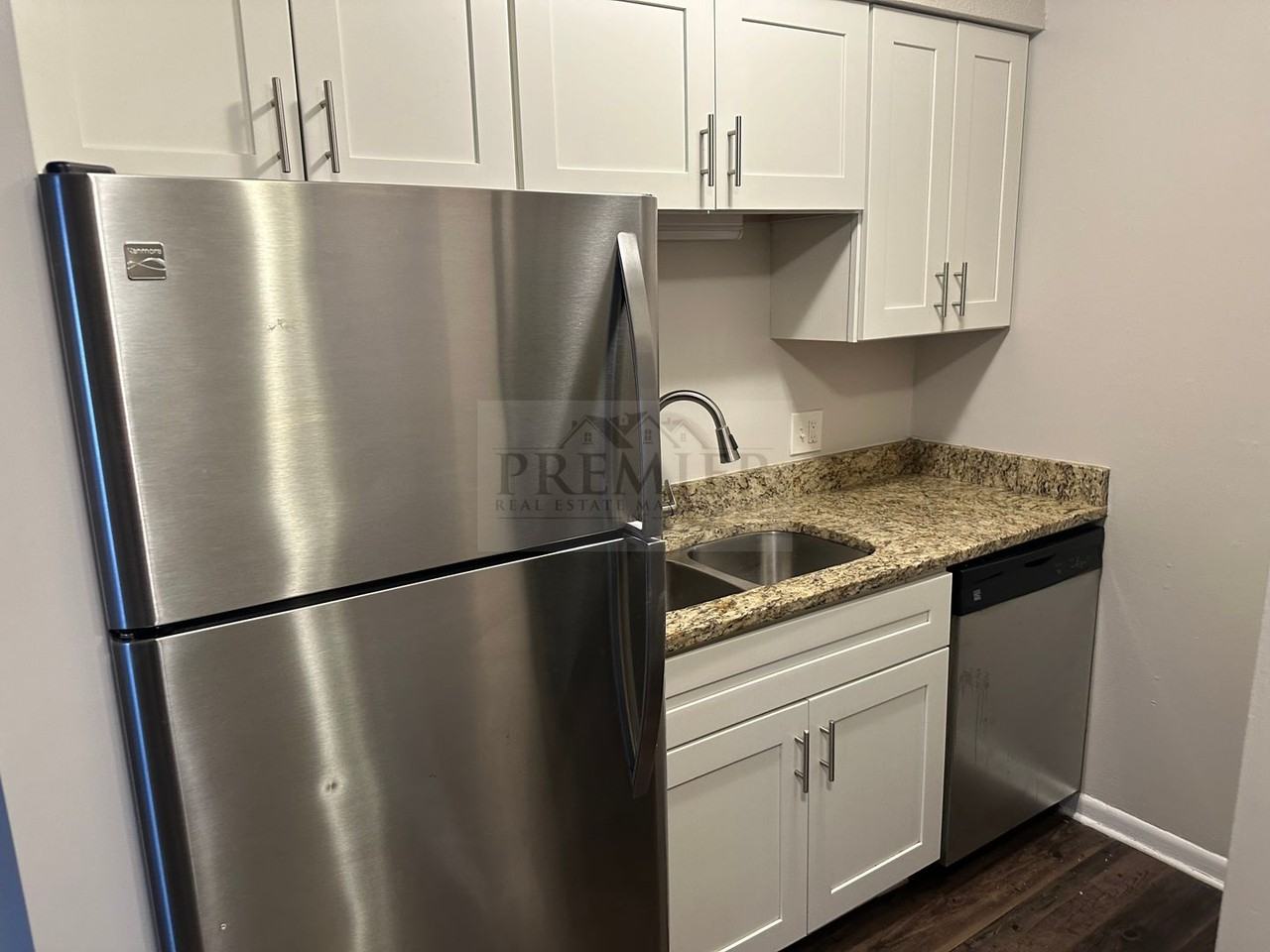6023 Barton Dr - Photo 6 of 11