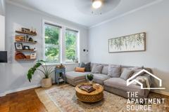 2215 W Wellington Ave #1F - Photo 1 of 1
