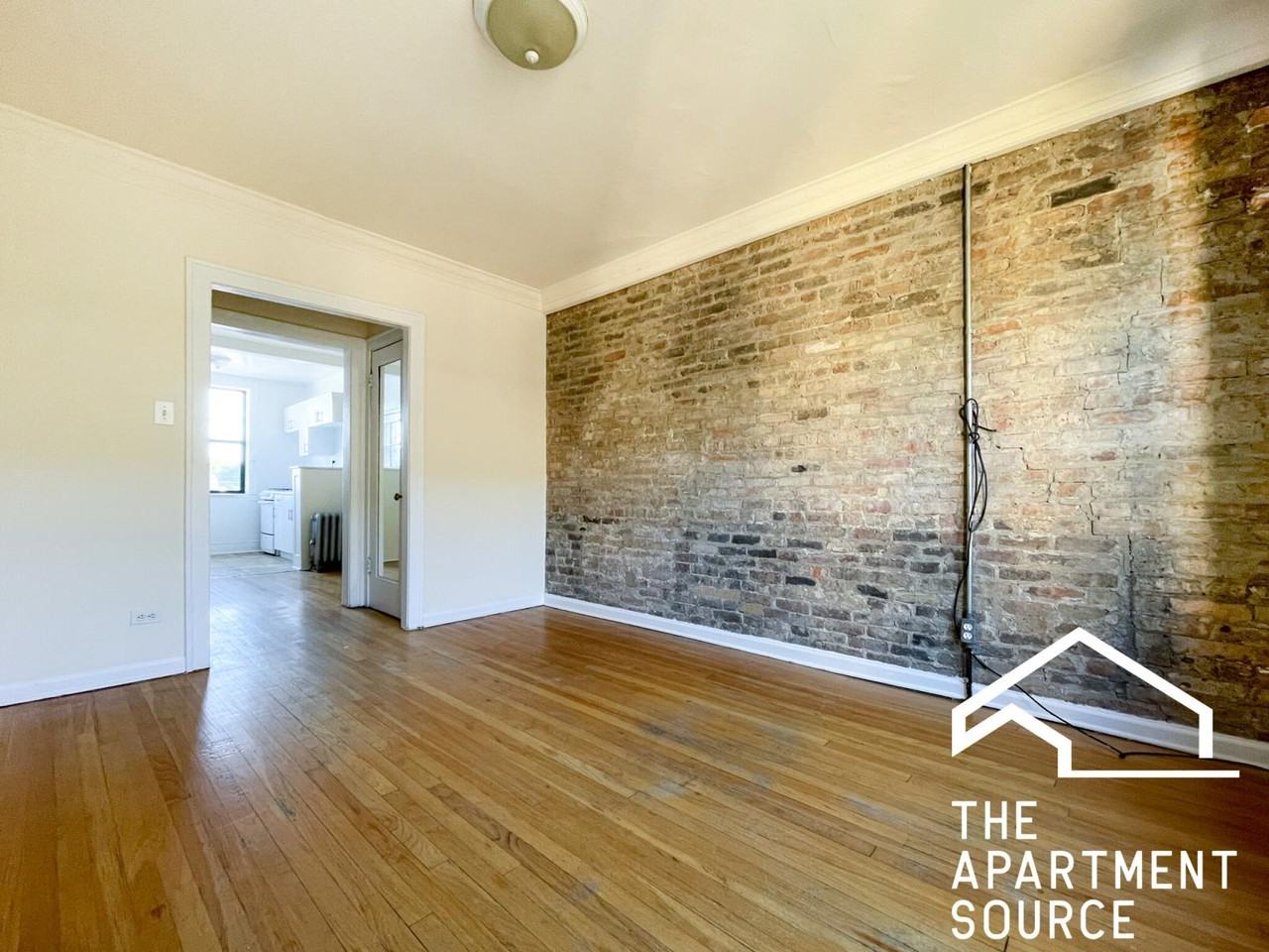 N Spaulding Ave #3B - Photo 2 of 12