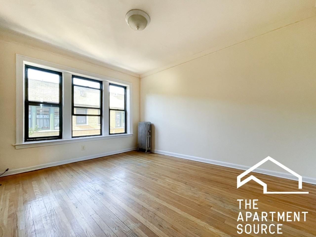 N Spaulding Ave #3B - Photo 3 of 12