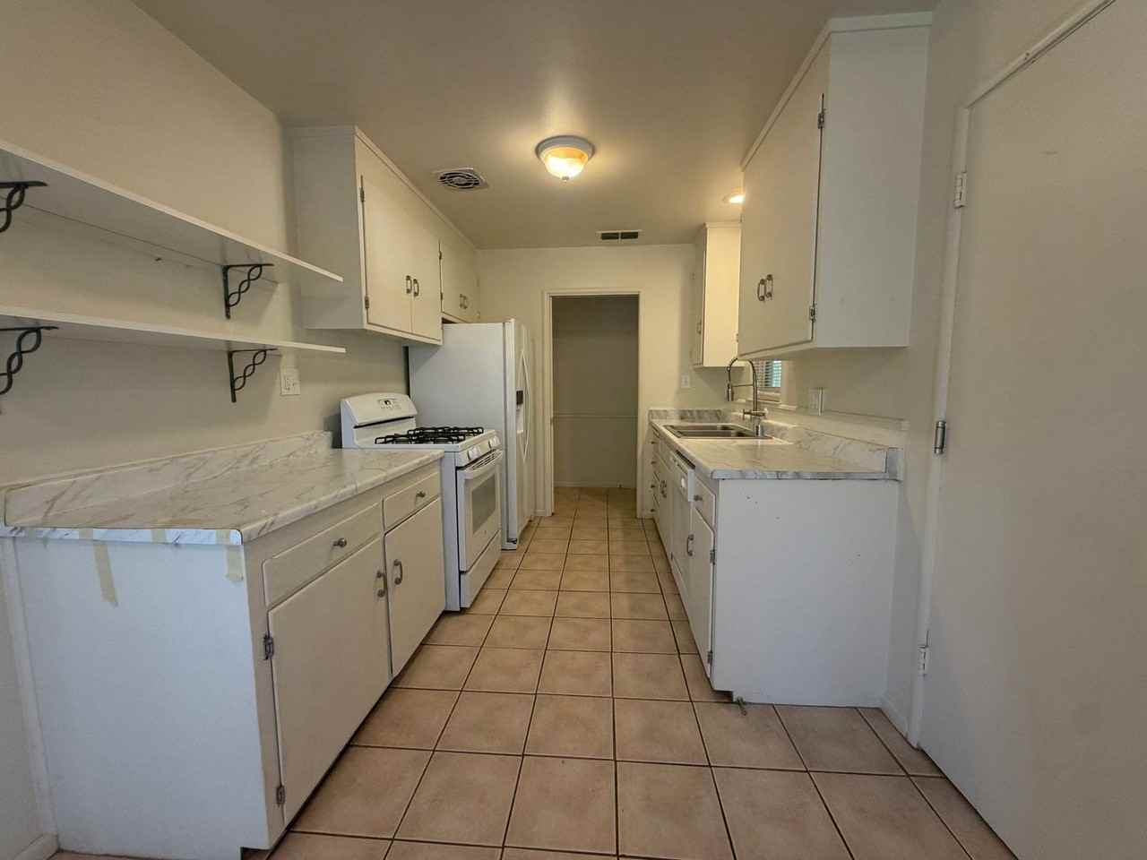 10528 Dolecetto Dr - Photo 6 of 25