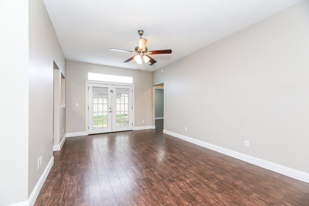 12356 Sondra Cove Ct - Photo 4 of 16