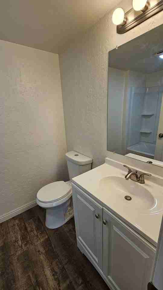 218 F St - Photo 7 of 14