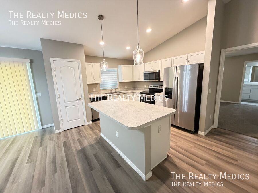 15258 Sw 43rd Avenue Rd - Photo 5 of 20