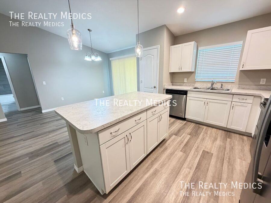 15258 Sw 43rd Avenue Rd - Photo 6 of 20