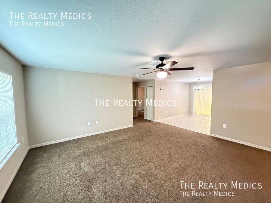 4864 Se 137th Pl - Photo 3 of 20
