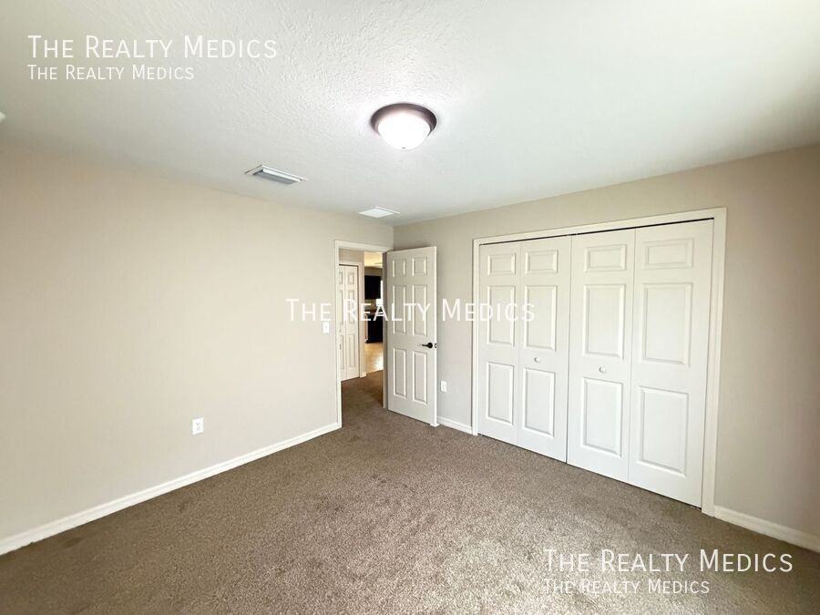 4864 Se 137th Pl - Photo 7 of 20