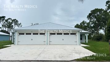 featured image of 4167 Hammock Rd